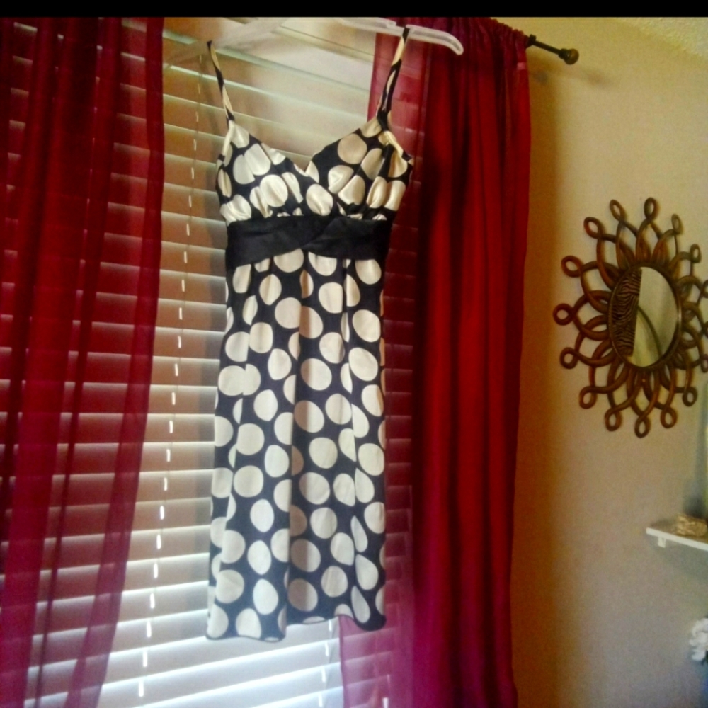 WOMENS DRESS